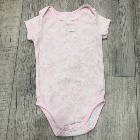 5 for $10 CALVIN KLEIN baby girl onesie. - Picture 1 of 4